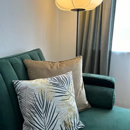 Korniapartment Zentrum 2 Schlafzimmer Stellplatz *