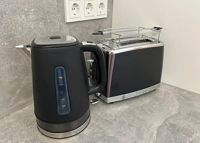 Korniapartment Zentrum 2 Schlafzimmer Stellplatz באוטזן