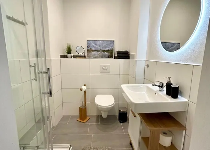 Korniapartment Zentrum 2 Schlafzimmer Stellplatz באוטזן